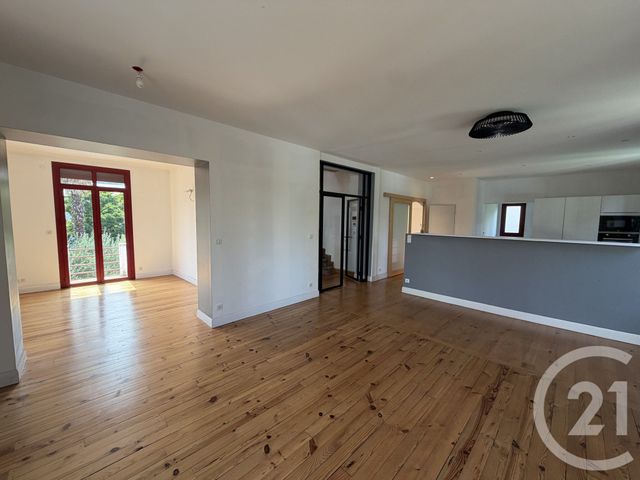 Appartement Triplex &agrave; vendre - 5 pi&egrave;ces - 149,01 m2 - Argeles Gazost - 65 - MIDI-PYRENEES