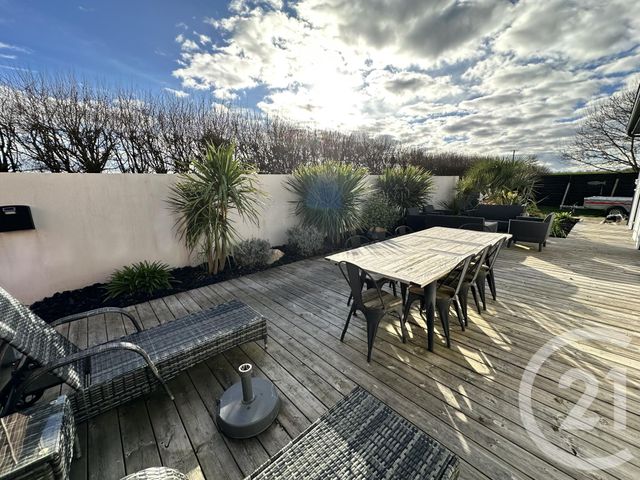 Maison à vendre - 5 pièces - 90 m2 - Ste Soulle - 17 - POITOU-CHARENTES