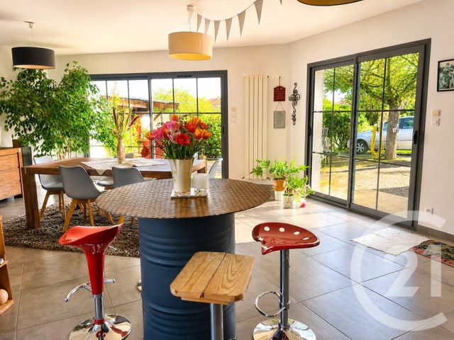 Maison &agrave; vendre - 7 pi&egrave;ces - 201,83 m2 - St Sauveur D Aunis - 17 - POITOU-CHARENTES