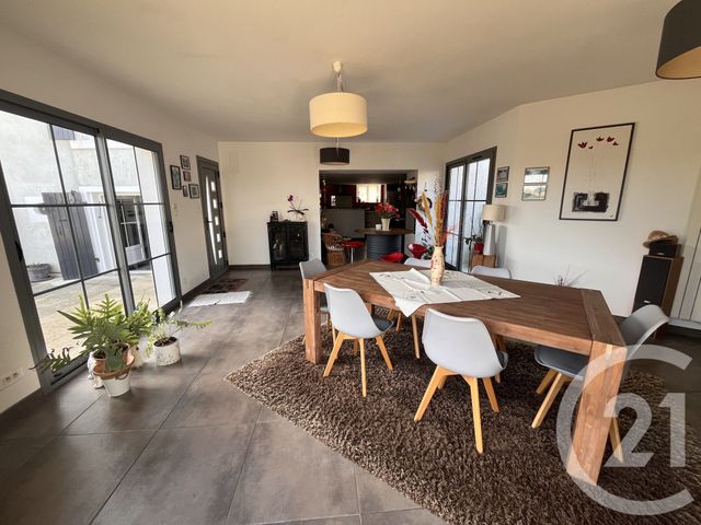 Maison &agrave; vendre - 7 pi&egrave;ces - 201,83 m2 - St Sauveur D Aunis - 17 - POITOU-CHARENTES