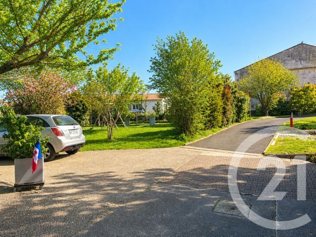 Maison &agrave; vendre - 7 pi&egrave;ces - 201,83 m2 - St Sauveur D Aunis - 17 - POITOU-CHARENTES