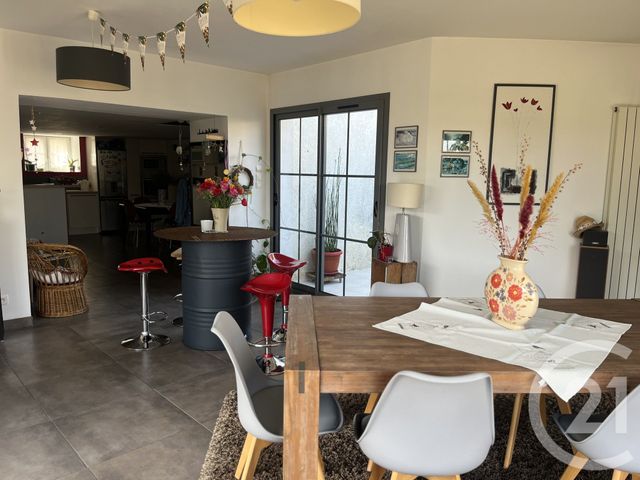 Maison &agrave; vendre - 7 pi&egrave;ces - 201,83 m2 - St Sauveur D Aunis - 17 - POITOU-CHARENTES