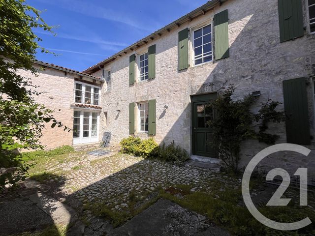 Maison à vendre - 9 pièces - 207 m2 - Ste Marie De Re - 17 - POITOU-CHARENTES
