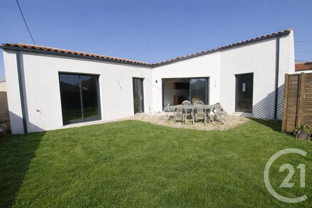 maison - LONGEVES - 17