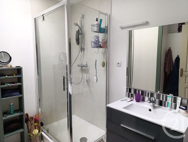 Maison à vendre - 6 pièces - 106 m2 - La Rochelle - 17 - POITOU-CHARENTES