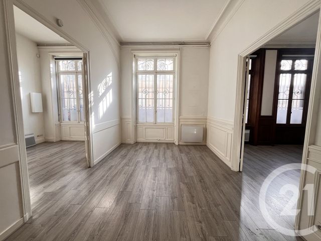 Appartement F5 à vendre - 4 pièces - 71,48 m2 - La Rochelle - 17 - POITOU-CHARENTES