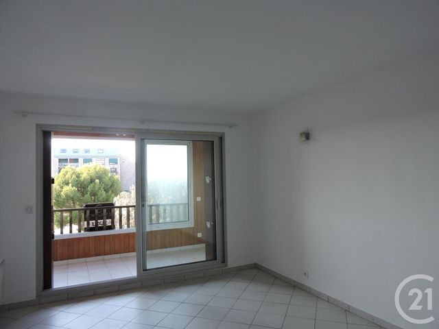 Appartement F2 &agrave; louer - 2 pi&egrave;ces - 36,33 m2 - La Rochelle - 17 - POITOU-CHARENTES