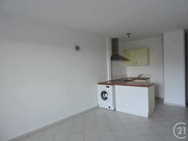 Appartement F2 &agrave; louer - 2 pi&egrave;ces - 36,33 m2 - La Rochelle - 17 - POITOU-CHARENTES