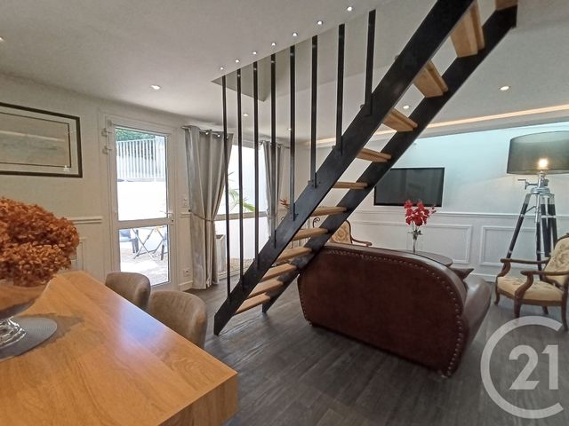 Maison à vendre - 6 pièces - 84 m2 - La Rochelle - 17 - POITOU-CHARENTES