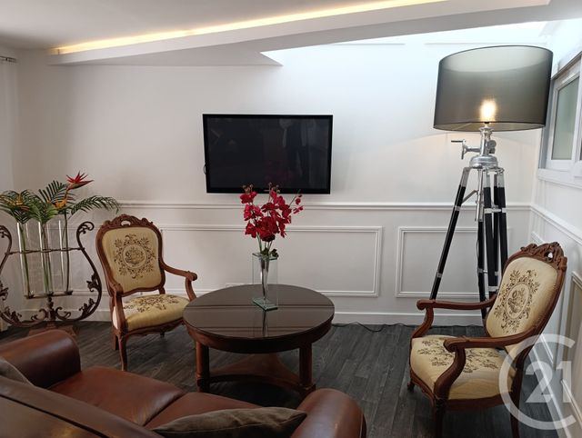 Maison à vendre - 6 pièces - 84 m2 - La Rochelle - 17 - POITOU-CHARENTES