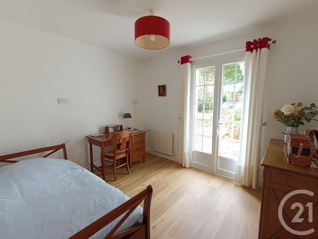 Maison à vendre - 5 pièces - 142 m2 - Croix Chapeau - 17 - POITOU-CHARENTES