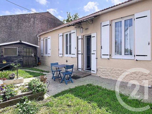 Maison &agrave; vendre - 3 pi&egrave;ces - 52,23 m2 - La Rochelle - 17 - POITOU-CHARENTES