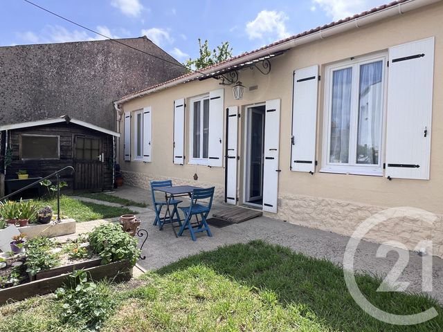 Maison &agrave; vendre - 3 pi&egrave;ces - 52,23 m2 - La Rochelle - 17 - POITOU-CHARENTES