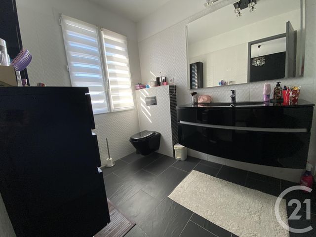 Maison &agrave; vendre - 7 pi&egrave;ces - 173,17 m2 - Perigny - 17 - POITOU-CHARENTES