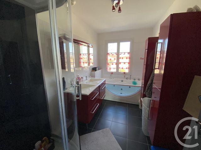 Maison &agrave; vendre - 7 pi&egrave;ces - 173,17 m2 - Perigny - 17 - POITOU-CHARENTES