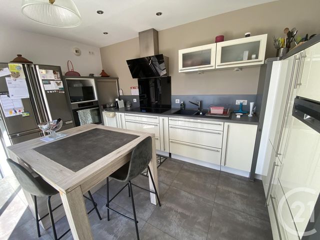 Maison &agrave; vendre - 7 pi&egrave;ces - 173,17 m2 - Perigny - 17 - POITOU-CHARENTES