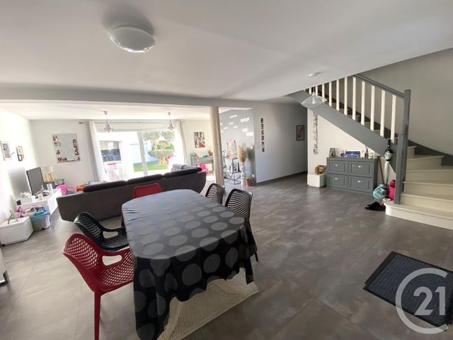 Maison &agrave; vendre - 7 pi&egrave;ces - 173,17 m2 - Perigny - 17 - POITOU-CHARENTES
