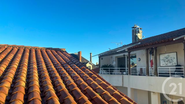 Appartement Studio &agrave; louer - 1 pi&egrave;ce - 27,87 m2 - La Rochelle - 17 - POITOU-CHARENTES