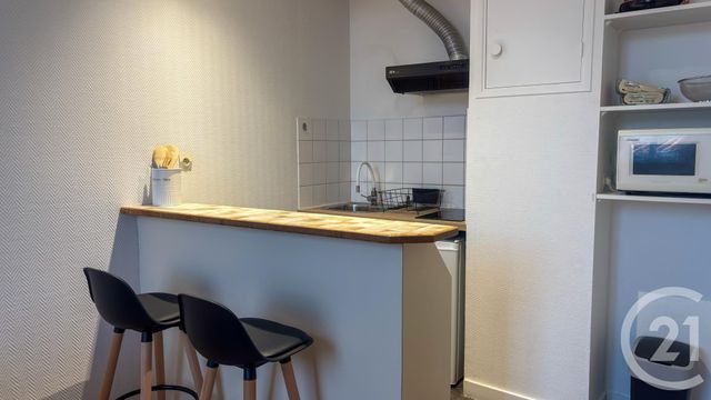 Appartement Studio &agrave; louer - 1 pi&egrave;ce - 27,87 m2 - La Rochelle - 17 - POITOU-CHARENTES