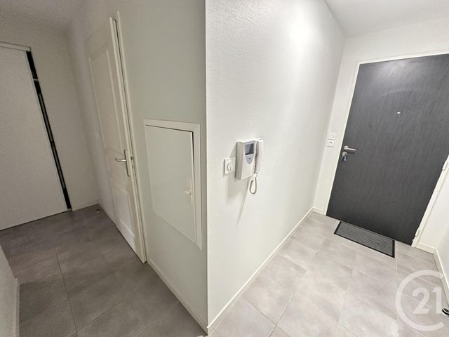 Appartement à louer - 2 pièces - 39,66 m2 - La Rochelle - 17 - POITOU-CHARENTES