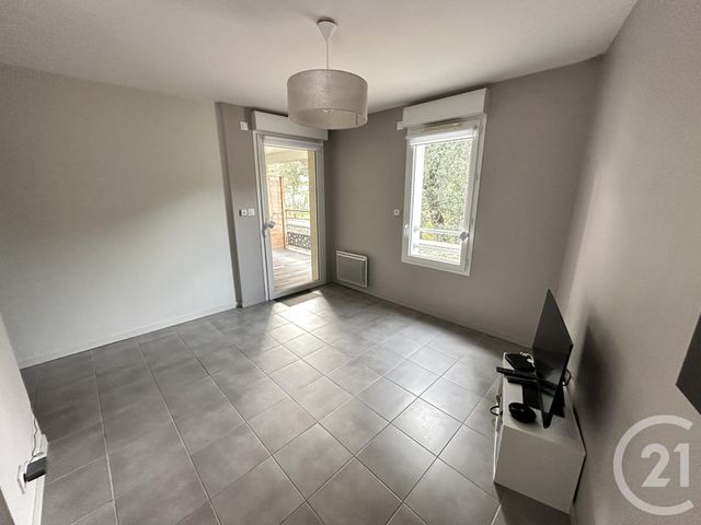 Appartement à louer - 2 pièces - 39,66 m2 - La Rochelle - 17 - POITOU-CHARENTES