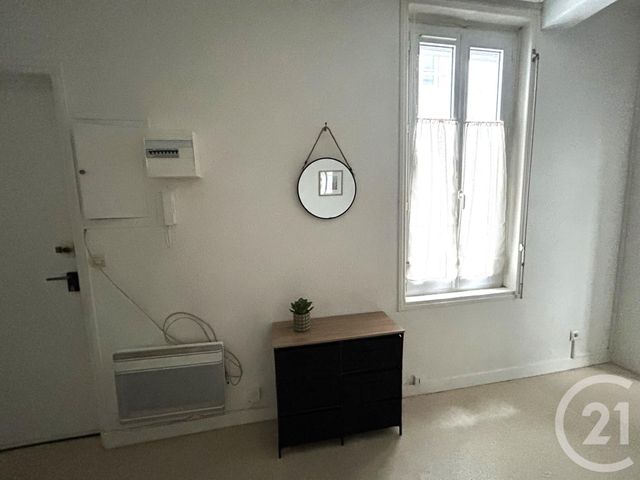 Appartement Studio &agrave; louer - 1 pi&egrave;ce - 29,18 m2 - La Rochelle - 17 - POITOU-CHARENTES