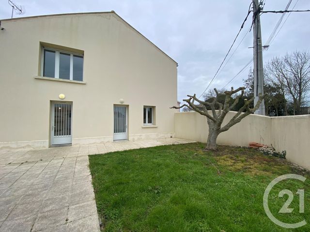 Appartement Studio à louer - 2 pièces - 20,61 m2 - Aytre - 17 - POITOU-CHARENTES