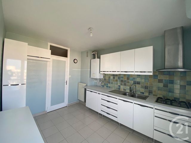 Appartement F5 à louer - 5 pièces - 95,16 m2 - La Rochelle - 17 - POITOU-CHARENTES