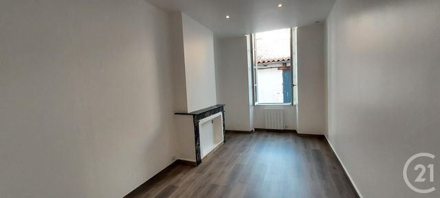 Appartement &agrave; louer - 4 pi&egrave;ces - 63,56 m2 - La Rochelle - 17 - POITOU-CHARENTES