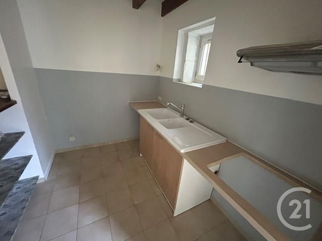 Maison &agrave; louer - 3 pi&egrave;ces - 92 m2 - St Sauveur D Aunis - 17 - POITOU-CHARENTES