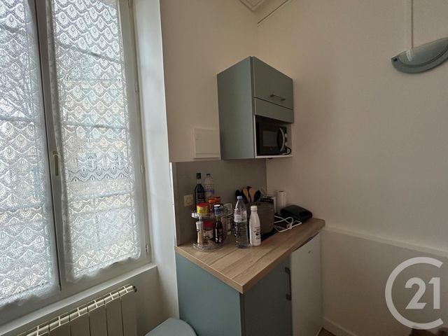 Appartement F1 &agrave; louer - 1 pi&egrave;ce - 22 m2 - La Rochelle - 17 - POITOU-CHARENTES