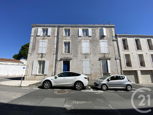 Appartement F1 &agrave; louer - 1 pi&egrave;ce - 22 m2 - La Rochelle - 17 - POITOU-CHARENTES