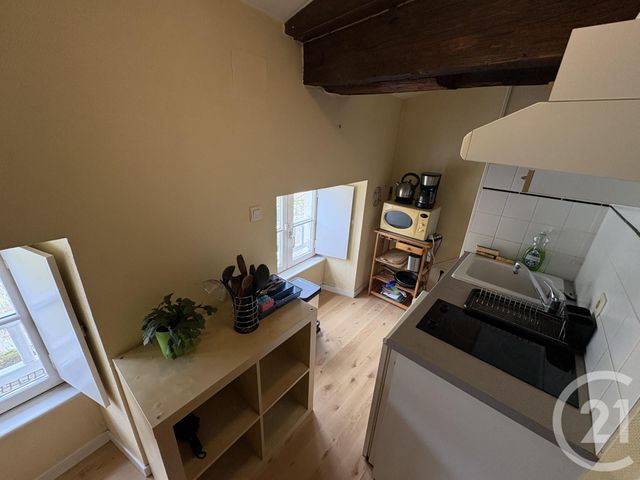 Appartement Studio &agrave; louer - 1 pi&egrave;ce - 21,85 m2 - La Rochelle - 17 - POITOU-CHARENTES