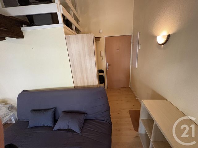 Appartement Studio &agrave; louer - 1 pi&egrave;ce - 21,85 m2 - La Rochelle - 17 - POITOU-CHARENTES