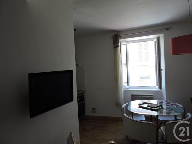 Appartement F1 &agrave; louer - 1 pi&egrave;ce - 25,70 m2 - La Rochelle - 17 - POITOU-CHARENTES