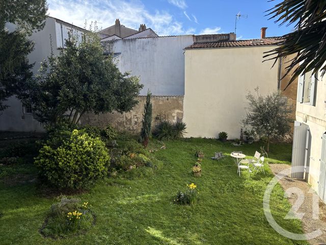 Appartement Studio &agrave; louer - 1 pi&egrave;ce - 17,80 m2 - La Rochelle - 17 - POITOU-CHARENTES