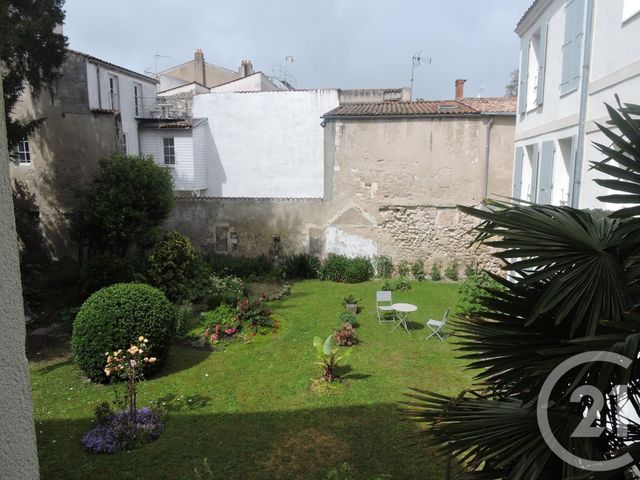 Appartement Studio &agrave; louer - 1 pi&egrave;ce - 17,80 m2 - La Rochelle - 17 - POITOU-CHARENTES