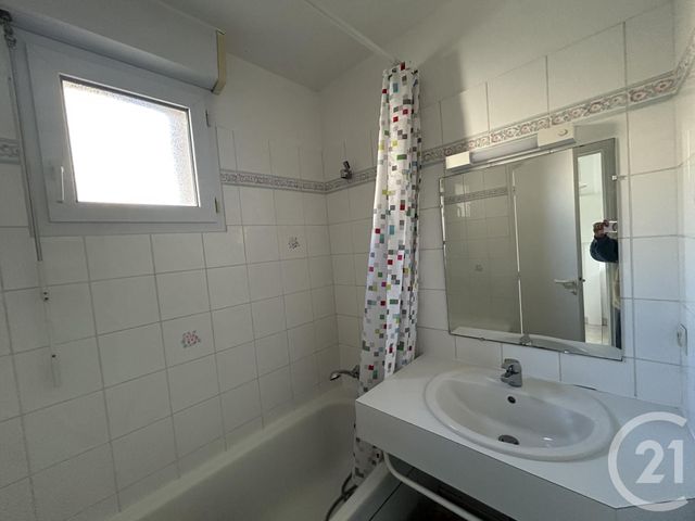 Appartement Studio &agrave; louer - 1 pi&egrave;ce - 17,80 m2 - La Rochelle - 17 - POITOU-CHARENTES