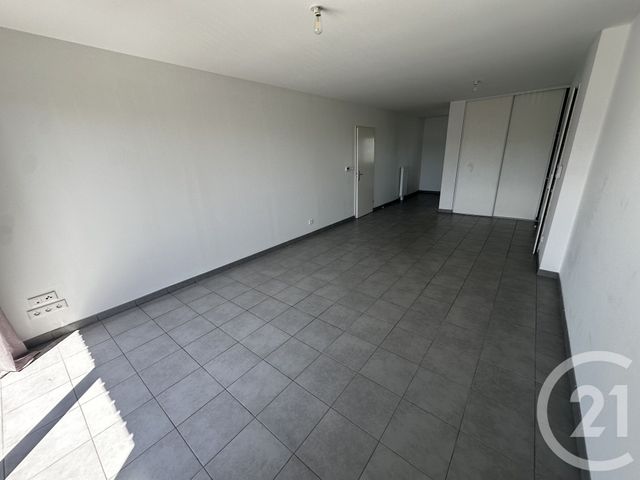 Appartement T3 &agrave; vendre - 3 pi&egrave;ces - 63,80 m2 - La Rochelle - 17 - POITOU-CHARENTES