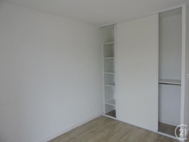 Appartement T3 &agrave; vendre - 3 pi&egrave;ces - 63,80 m2 - La Rochelle - 17 - POITOU-CHARENTES