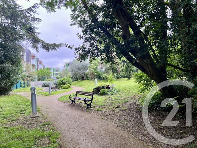 Appartement &agrave; vendre - 2 pi&egrave;ces - 42,40 m2 - La Rochelle - 17 - POITOU-CHARENTES