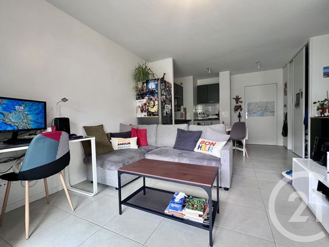 Appartement &agrave; vendre - 2 pi&egrave;ces - 42,40 m2 - La Rochelle - 17 - POITOU-CHARENTES