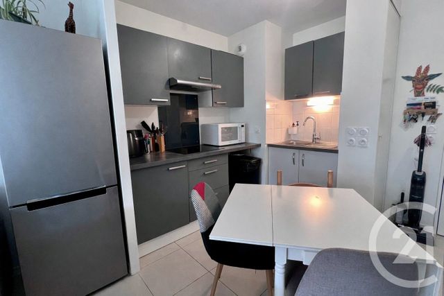 Appartement &agrave; vendre - 2 pi&egrave;ces - 42,40 m2 - La Rochelle - 17 - POITOU-CHARENTES