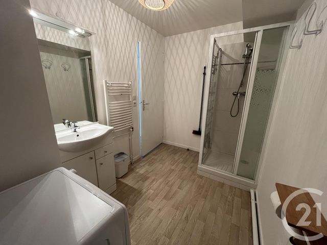Appartement F1 &agrave; louer - 1 pi&egrave;ce - 19,60 m2 - La Rochelle - 17 - POITOU-CHARENTES