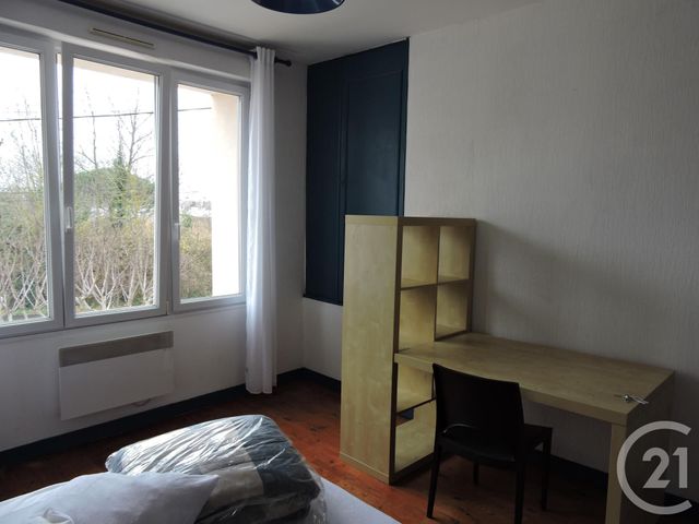Appartement Chambre &agrave; louer - 1 pi&egrave;ce - 15,30 m2 - Aytre - 17 - POITOU-CHARENTES