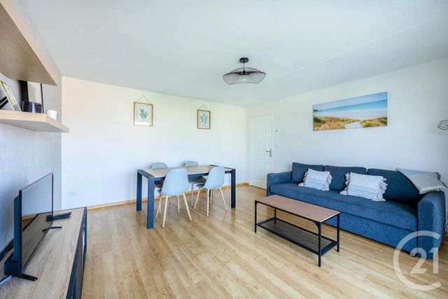 Appartement F3 &agrave; louer - 3 pi&egrave;ces - 62,80 m2 - La Rochelle - 17 - POITOU-CHARENTES