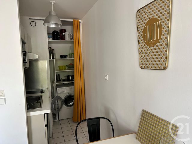 Appartement Studio &agrave; louer - 1 pi&egrave;ce - 31 m2 - La Rochelle - 17 - POITOU-CHARENTES