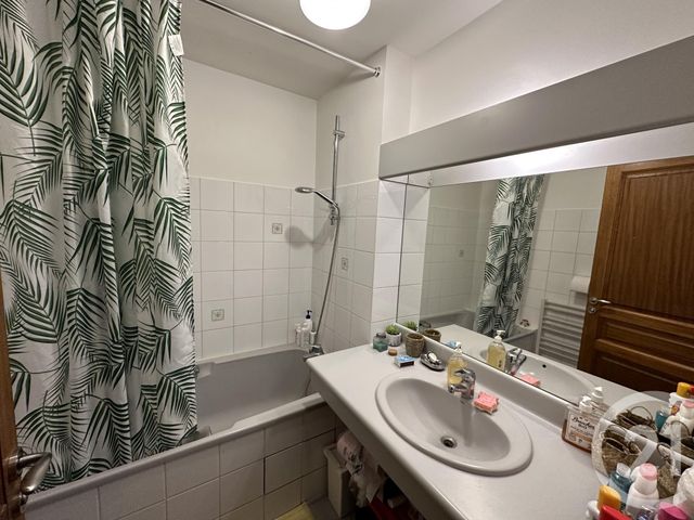 Appartement Studio &agrave; louer - 1 pi&egrave;ce - 31 m2 - La Rochelle - 17 - POITOU-CHARENTES