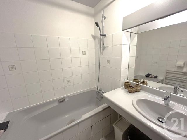 Appartement Studio &agrave; louer - 1 pi&egrave;ce - 31 m2 - La Rochelle - 17 - POITOU-CHARENTES