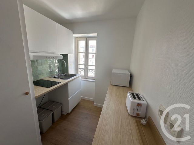 Appartement T1 &agrave; louer - 1 pi&egrave;ce - 24,05 m2 - La Rochelle - 17 - POITOU-CHARENTES